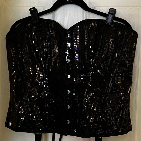 Hips and Curves plus size sequin corset. 3x but laces up to 1x or 2x. - Picture 2 of 4